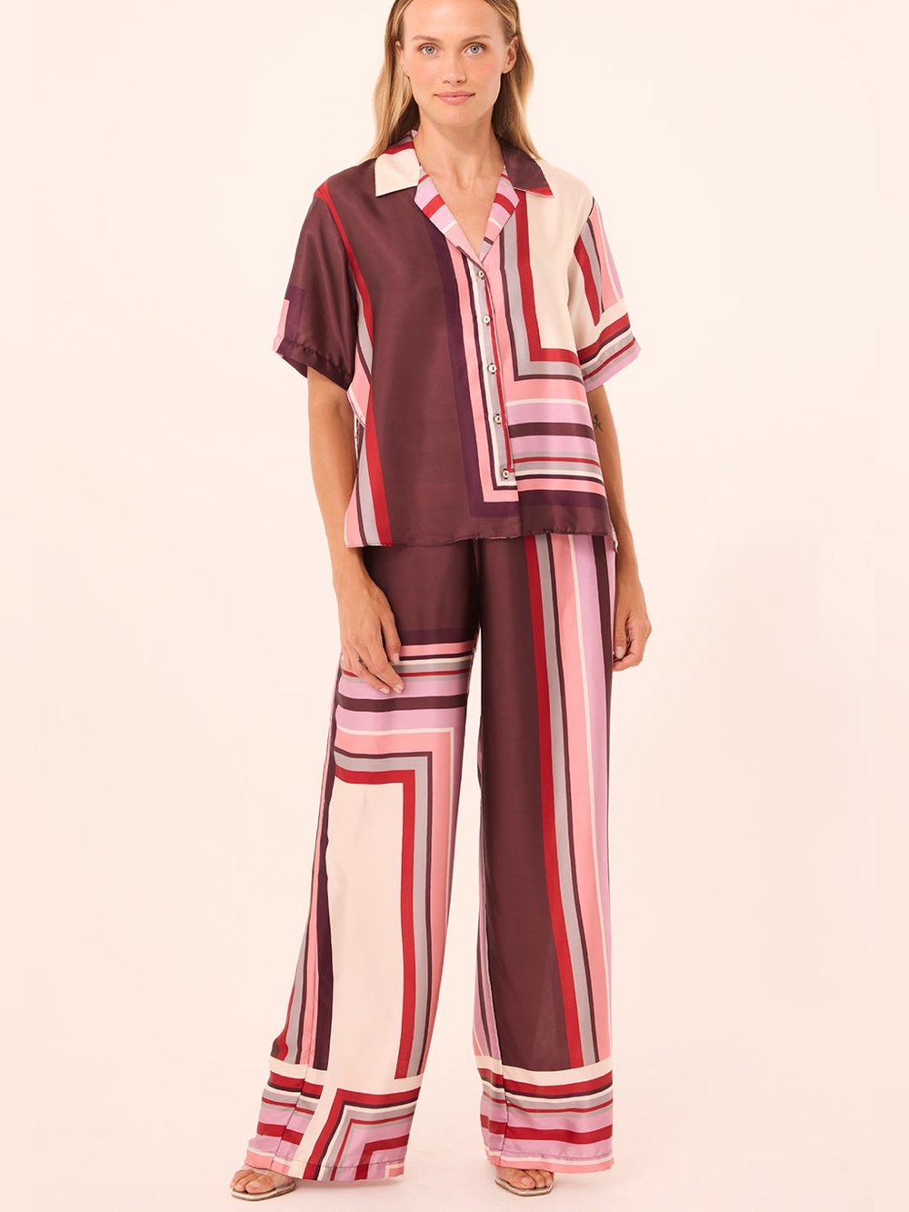 Izzie Wide Leg Low Strech Satin Pant by Misa Los Angeles XL
NWT